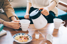 تحميل الصورة في عارض المعرض ،هاريو - وعاء تقديم من الفولاذ المقاوم للصدأ V60 الذي يحتفظ بالحرارة