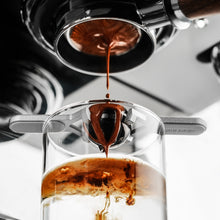 تحميل الصورة في عارض المعرض ،CHILLING BALL - ESPRESSO &amp; POUR OVER

