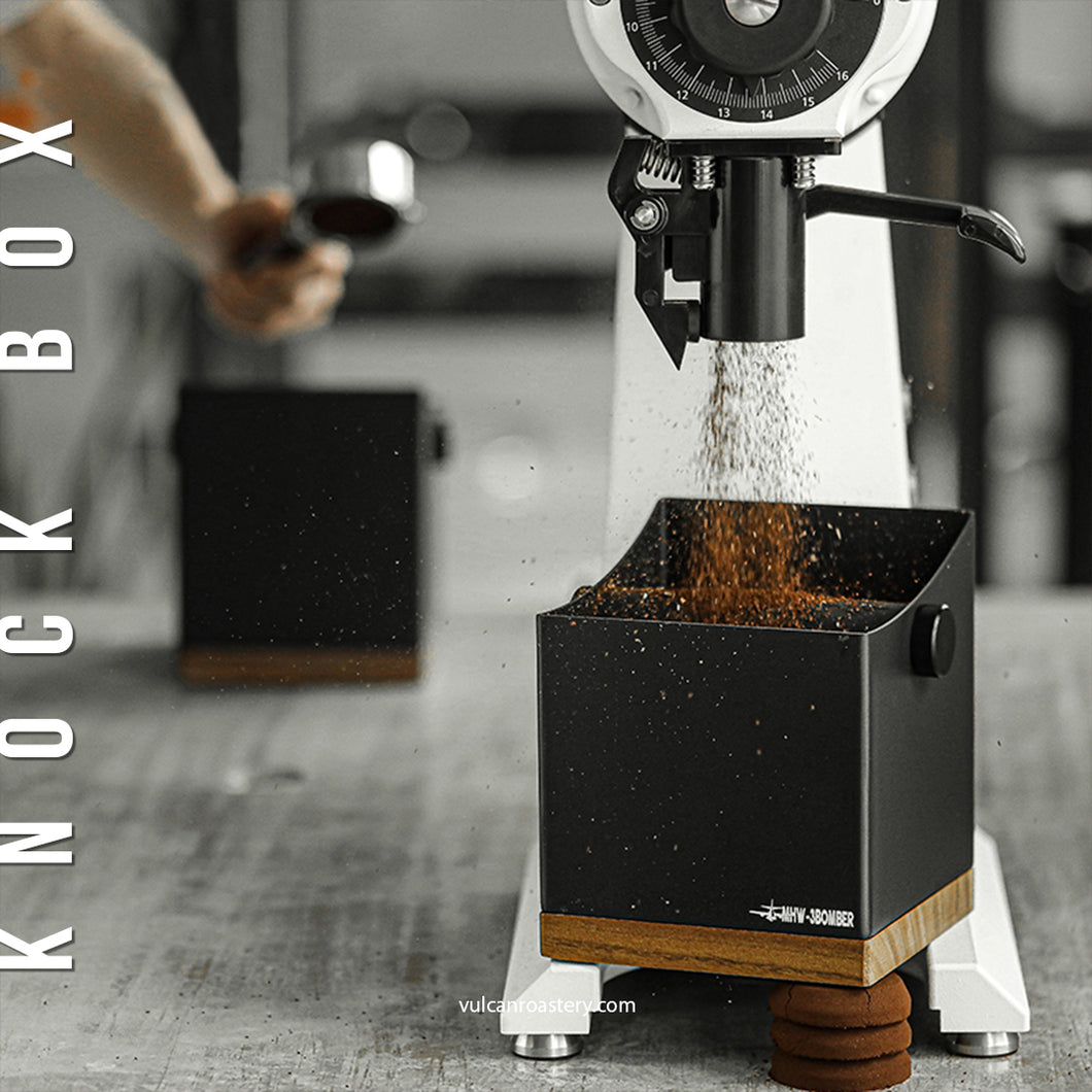SQUARE KNOCK RESIDUE BOX (BLACK WALNUT WOOD)
