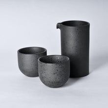 Load image into Gallery viewer, LOVERAMICS BREWERS SET - SPECIALTY JUG + 2 TASTING CUPS
