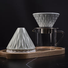 Load image into Gallery viewer, LOVERAMICS BREWERS SERIES - GLASS JUG 500 ML
